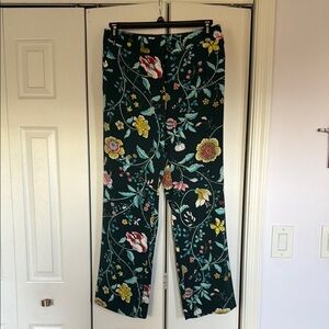 Ann Taylor Loft size 6 floral print trousers